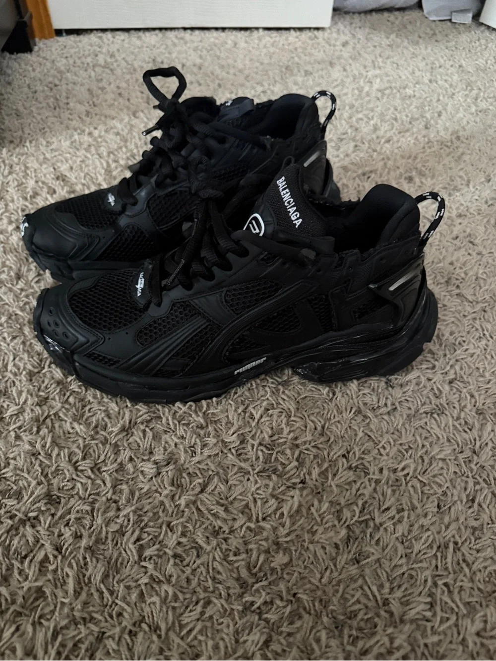 Balenciaga Runners - Picture 1 of 8